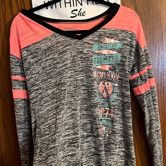 American fighter women’s long sleeve size small - Picture 1 of 2
